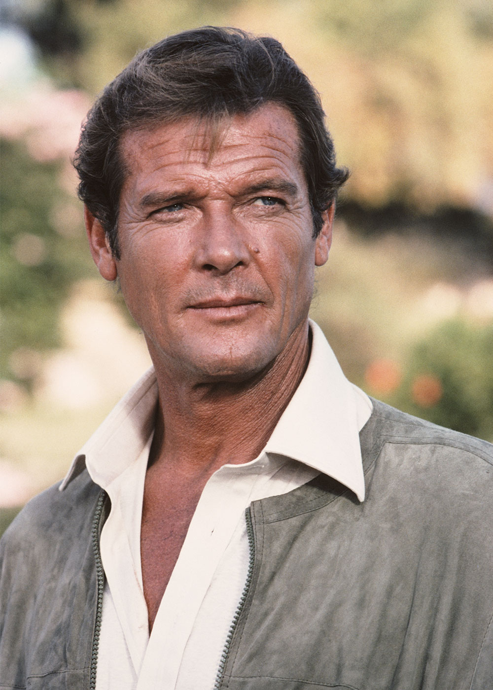 James Bond Legend Roger Moore Dies | New Idea